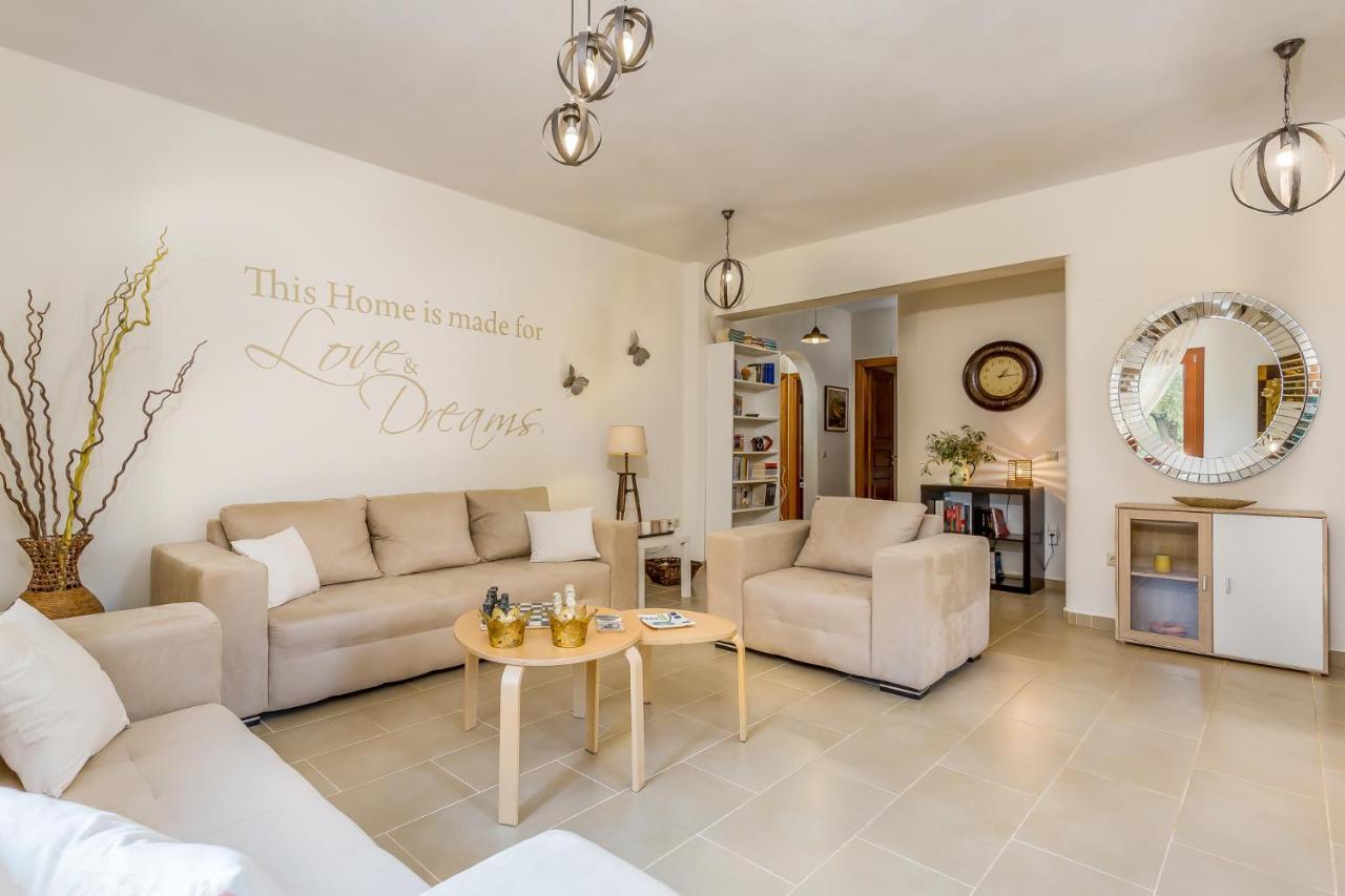 סקופלוס טאון Olive Grove Apartment מראה חיצוני תמונה