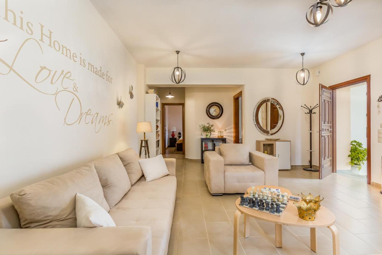 סקופלוס טאון Olive Grove Apartment מראה חיצוני תמונה