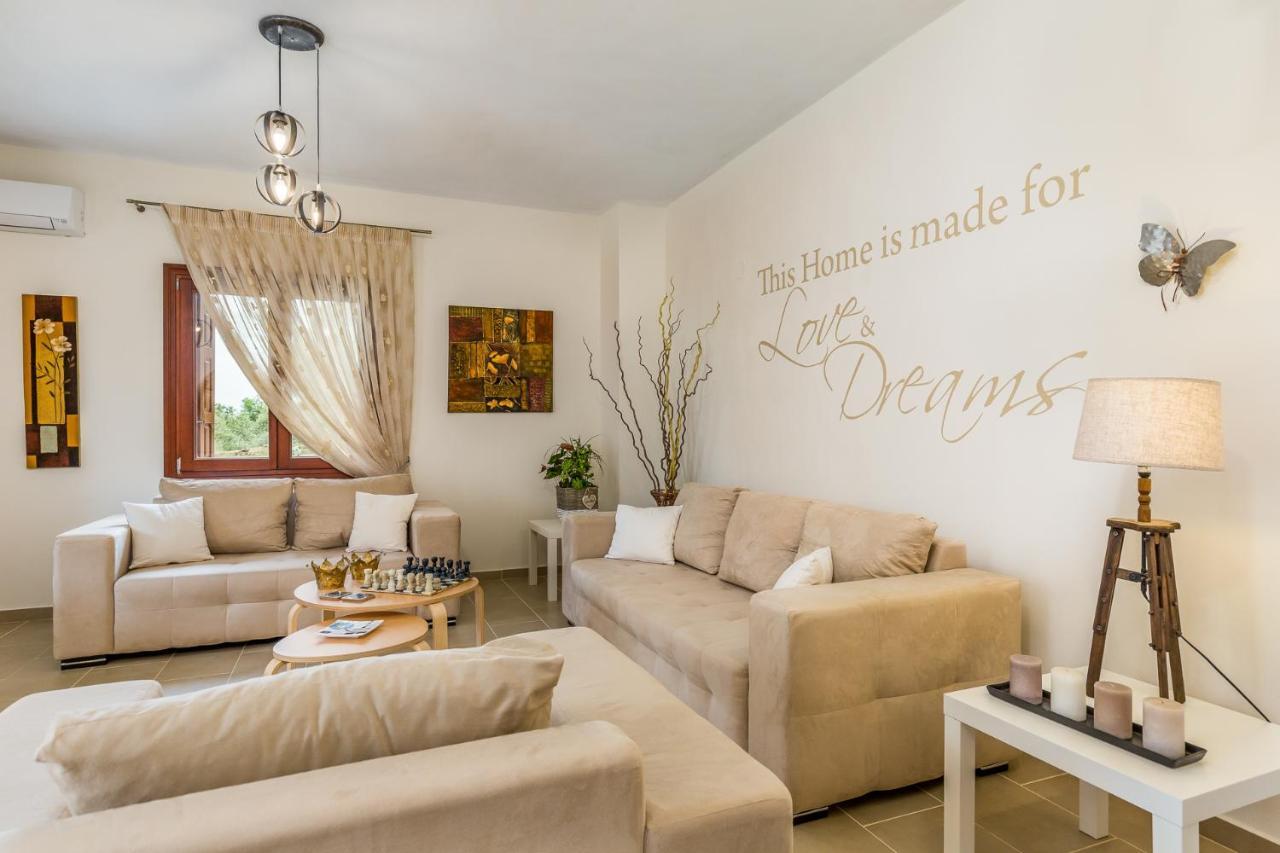 סקופלוס טאון Olive Grove Apartment מראה חיצוני תמונה
